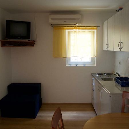 Apartment Viveniti クレノヴィツァ エクステリア 写真