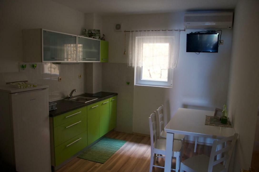 Apartment Viveniti クレノヴィツァ エクステリア 写真